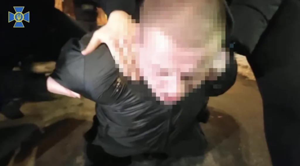 Białoruski agent gromadził materiały pirotechniczne i miał planować ataki w stolicy Ukrainy Białoruski agent gromadził materiały pirotechniczne i miał planować ataki w stolicy Ukrainy