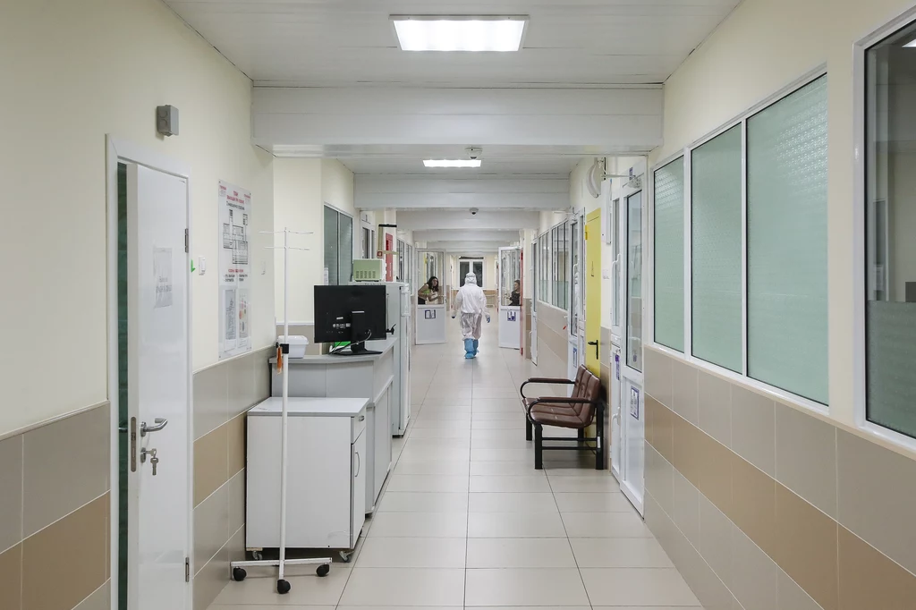 Rodzice dziecka nie zgadzają się na transfuzję krwi od osób zaszczepionych Rodzice dziecka nie zgadzają się na transfuzję krwi od osób zaszczepionych