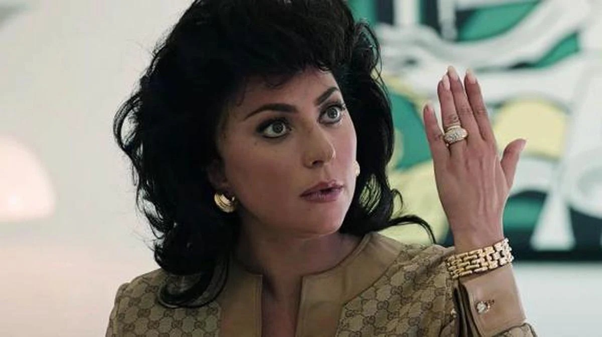 Lady Gaga w scenie z filmu "Dom Gucci" Lady Gaga w scenie z filmu "Dom Gucci"