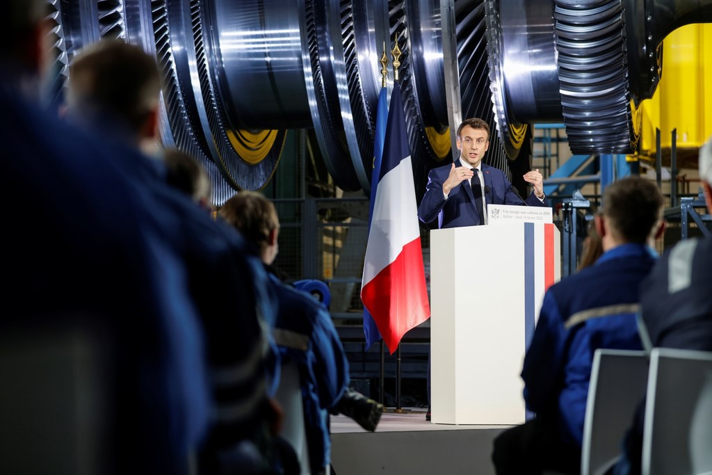 Podczas wizyty w fabryce GE Steam Power w Belfort Emmanuel Macron zapowiedział ogromne inwestycje we francuską energetykę