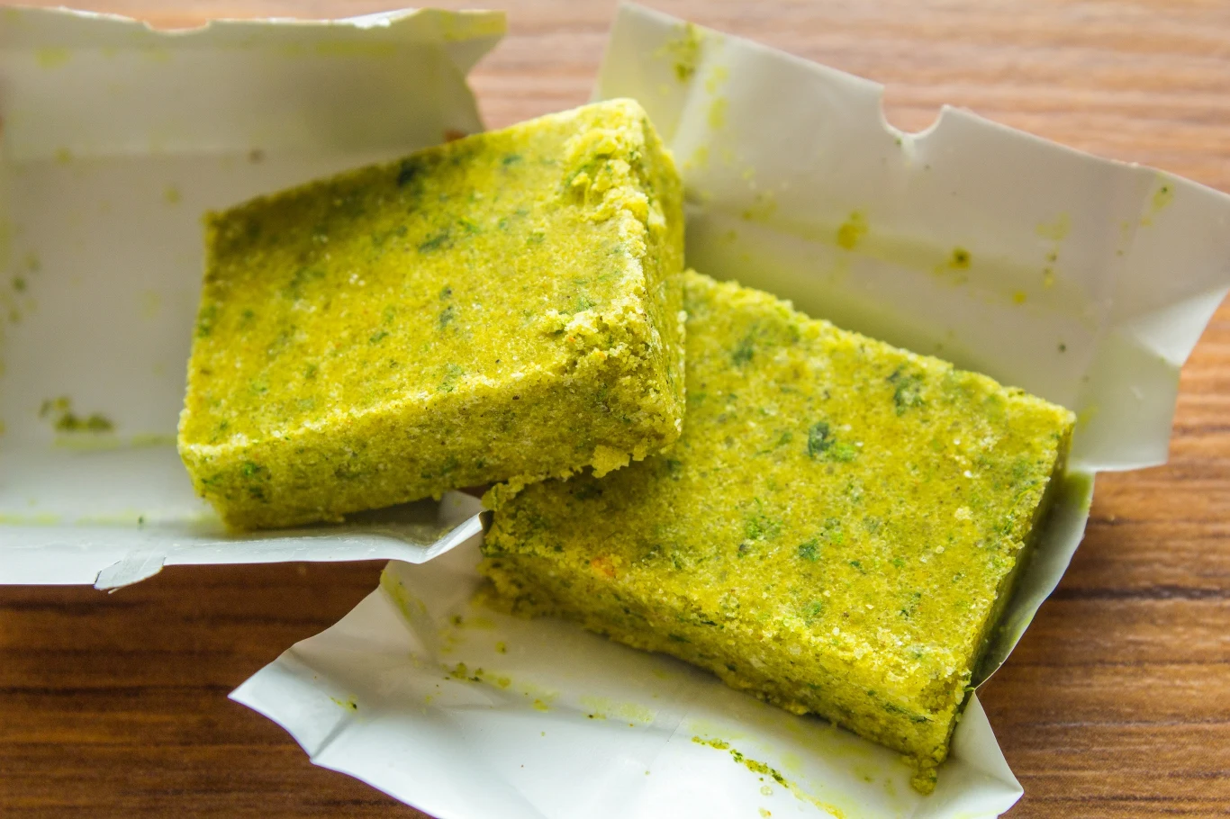 Warto przygotować własne kostki rosołowe, które będą zdrowsze i bardziej aromatyczne