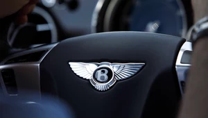 Wśród zlicytowanych samochodów znalazł się Bentley Flying Spur z 2013 roku