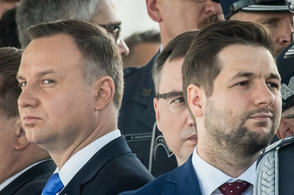 Patryk Jaki żałuje, że głosował na Andrzeja Dudę. "Czy prezydent zdradził?" - pyta europoseł Patryk Jaki żałuje, że głosował na Andrzeja Dudę. "Czy prezydent zdradził?" - pyta europoseł
