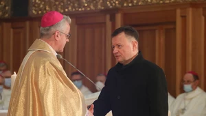 Mariusz Błaszczak i nowy biskup polowy Wojska Polskiego Wiesław Lechowicz
