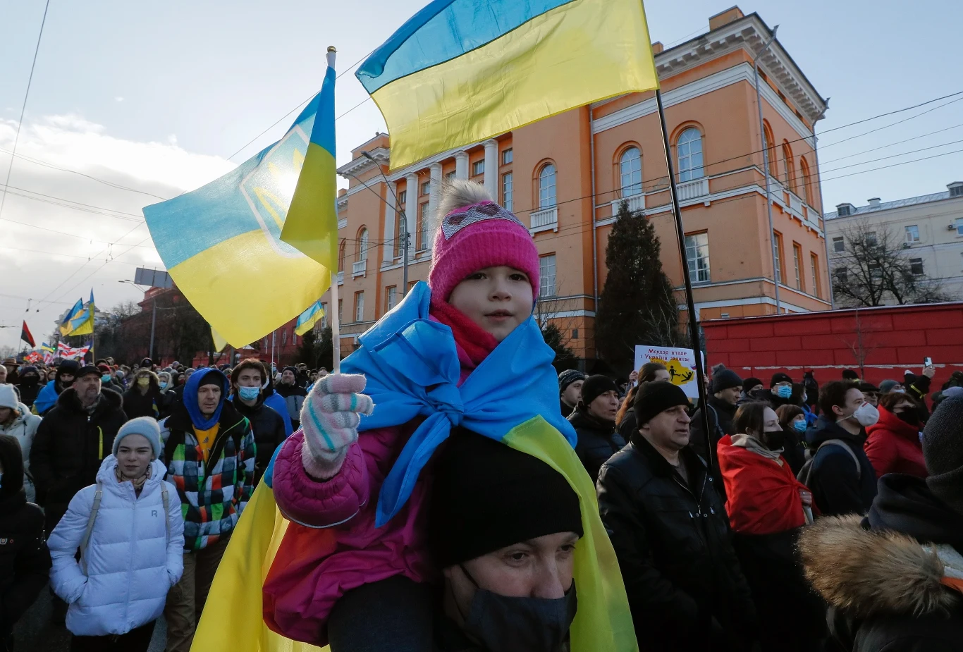 Deklarowanym celem marszu było pokazanie, że "Ukraińcy nie ugną się pod presją rosyjskiego agresora". "Ukraina jest zjednoczona i gotowa do postawienia oporu" - zapowiedzieli inicjatorzy wydarzenia.