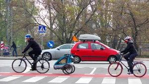 Przyczepki rowerowe dla dzieci są niebezpieczne