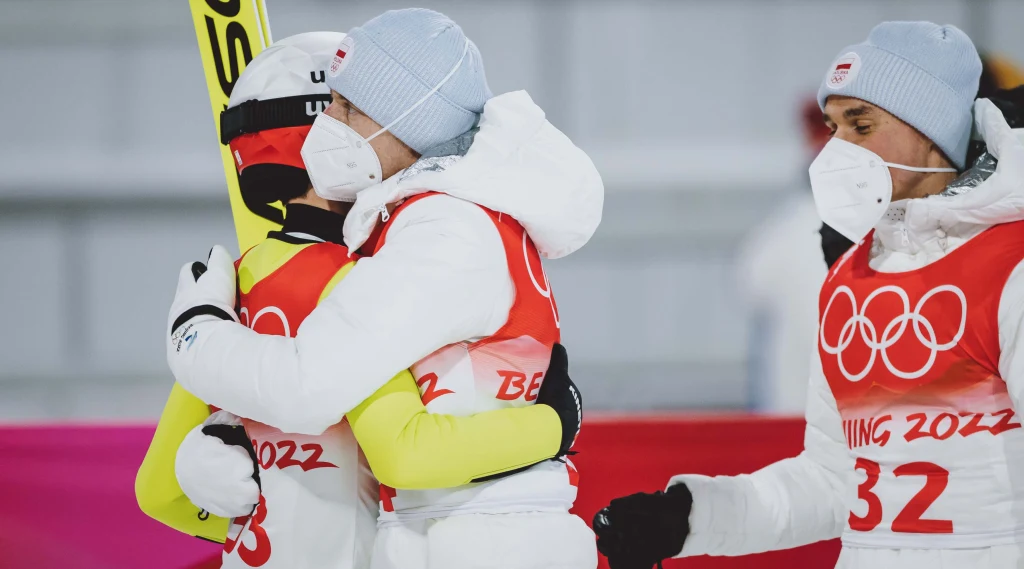 Pekin 2022. Kamil Stoch, Dawid Kubacki i Piotr Żyła po konkursie na dużej skoczni na igrzyskach 