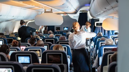 ​W samolocie zawsze wybieraj te miejsca. Są wygodniejsze i nie wymagają dopłat