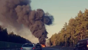 Pożar ciężarówki na trasie S7