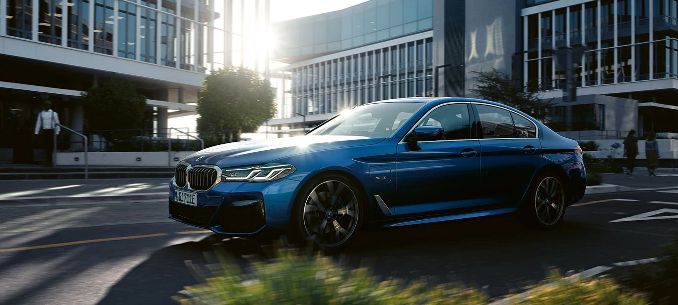 BMW Serii 5 występuje w nadwoziu typu sedan