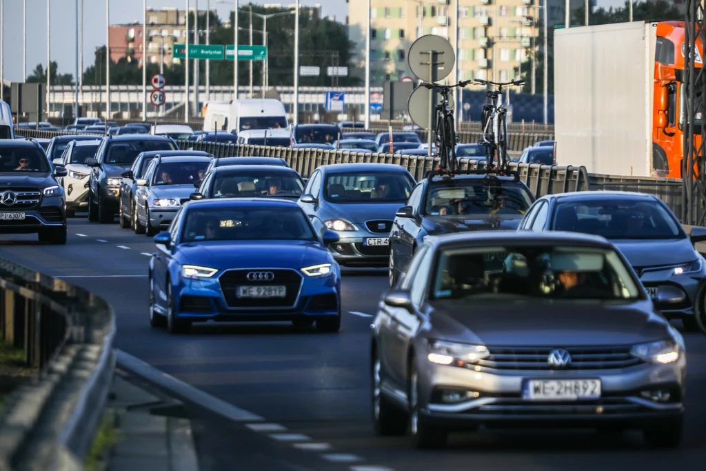 We współczesnych samochodach osobowych wyróżniamy kilkanaście rodzajów nadwozi