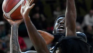 Robert Johnson (przodem) był najlepszym strzelcem Legii