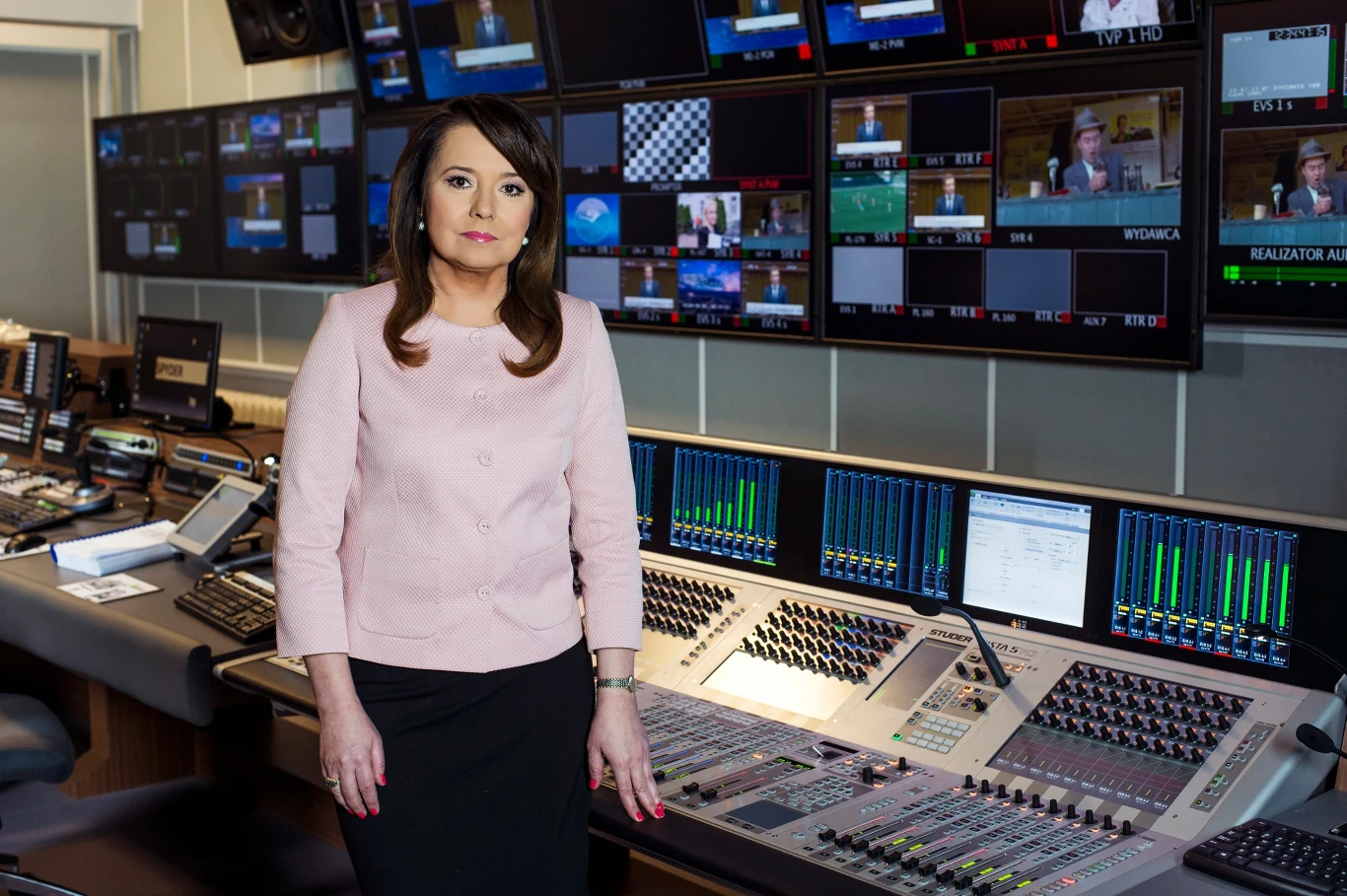 Danuta Holecka przez długi czas nie zmieniała swojego stylu