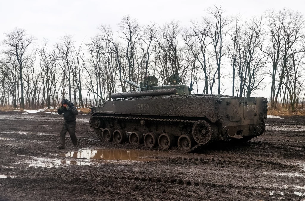 Warunki, w jakich muszą działać żołnierze, stają się coraz bardziej nieprzychylne