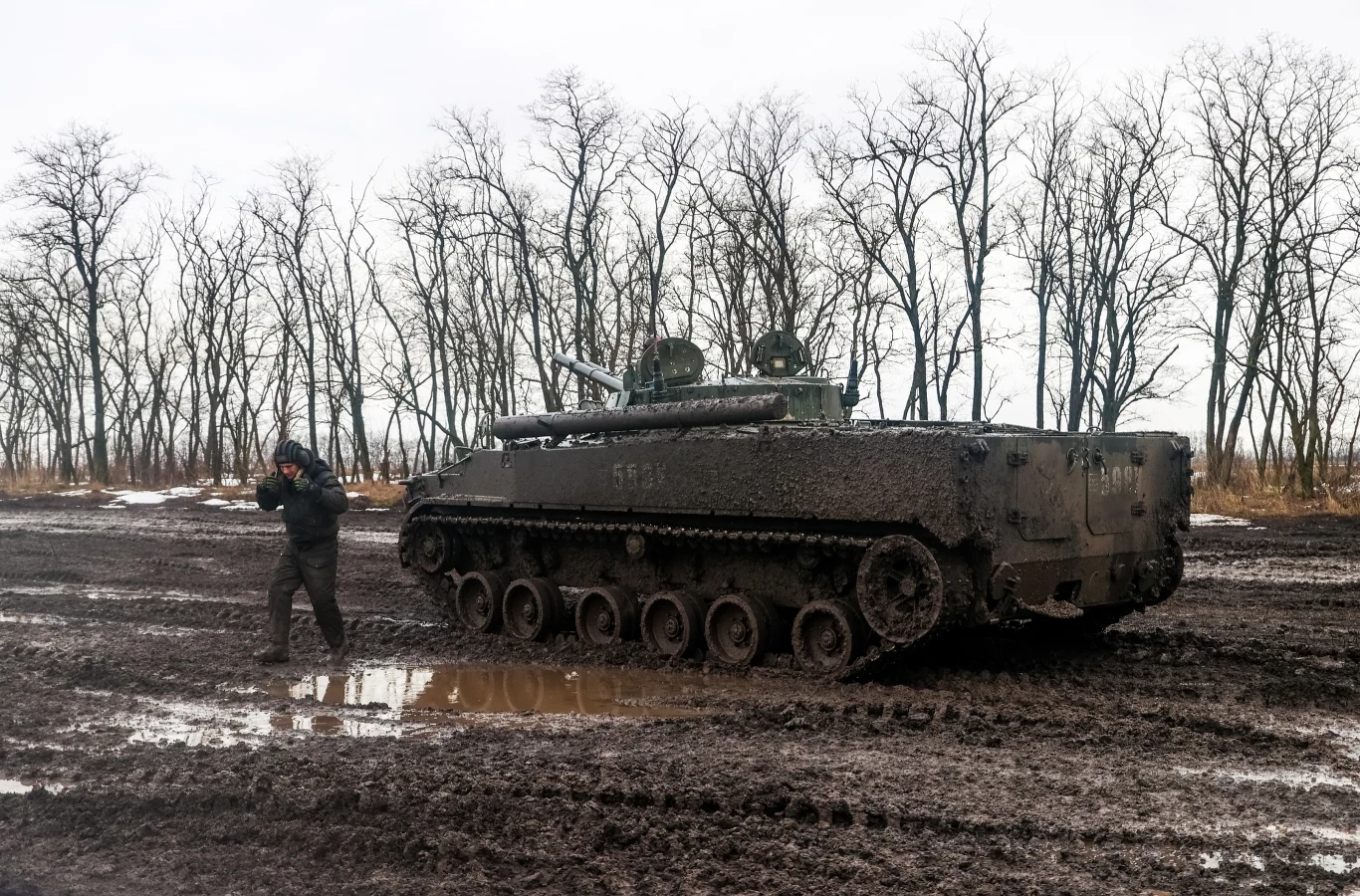 Warunki, w jakich muszą działać żołnierze, stają się coraz bardziej nieprzychylne Warunki, w jakich muszą działać żołnierze, stają się coraz bardziej nieprzychylne