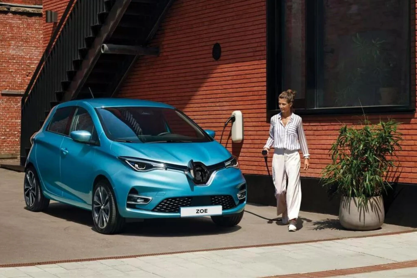 Tylko podczas pierwszego miesiąca 2022 roku zarejestrowano w Polsce 30 sztuk Renault Zoe