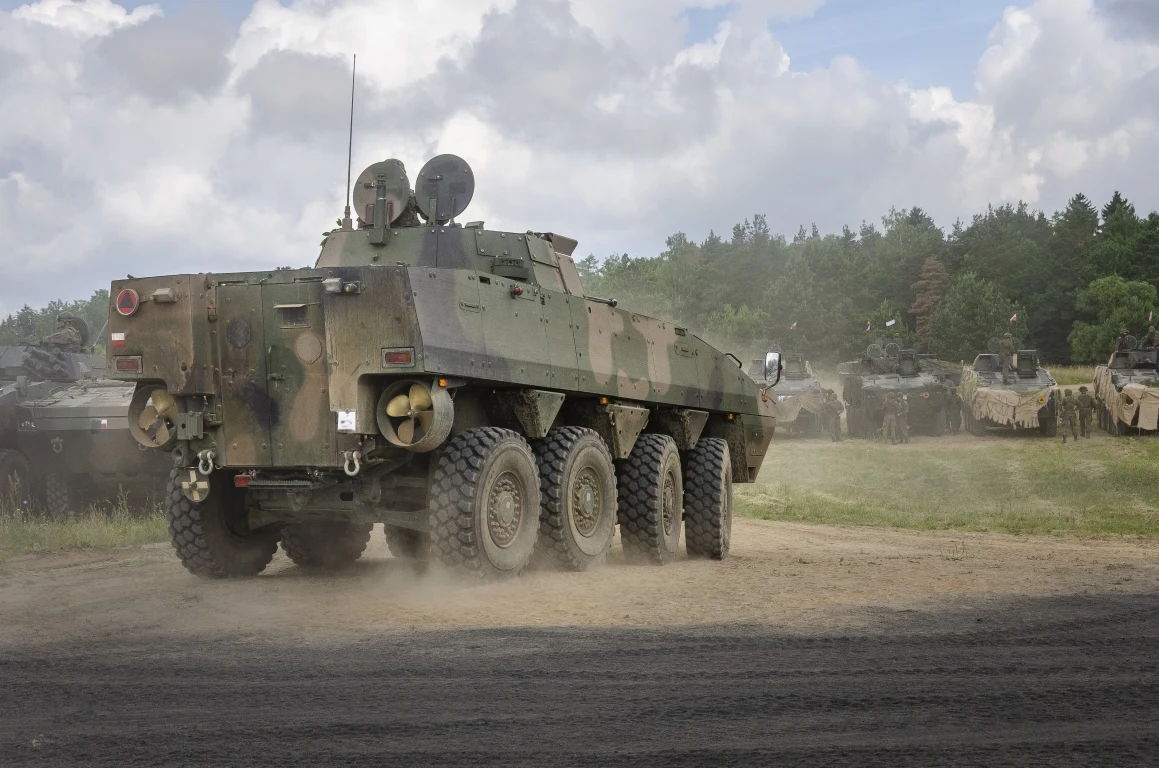 KTO Rosomak w wersji bojowej KTO Rosomak w wersji bojowej