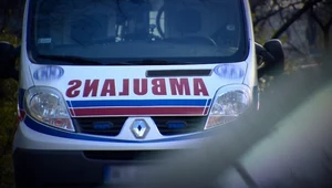 Według śledczych 3-latek był rzucany o ścianę i podłogę, miał obrażenia głowy ze stwierdzonym krwiakiem podoponowym