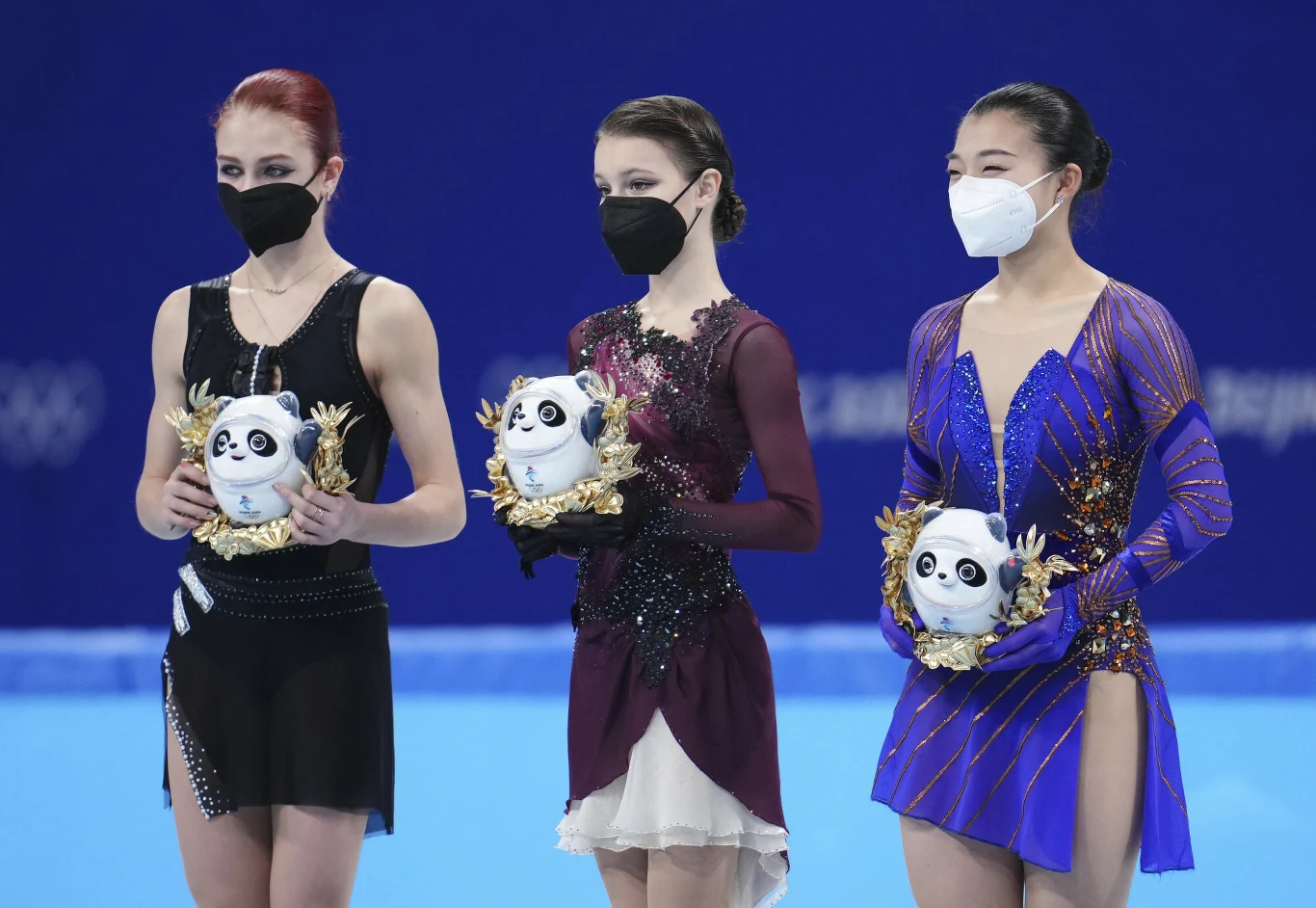 Aleksandra Trusowa, Anna Szczerbakowa i Sakamoto Kaori, igrzyska olimpijskie w Pekinie Aleksandra Trusowa, Anna Szczerbakowa i Sakamoto Kaori, igrzyska olimpijskie w Pekinie
