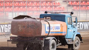 Mógłby sadzić kartofle i wie, jak podzielić kroplę wody na cztery