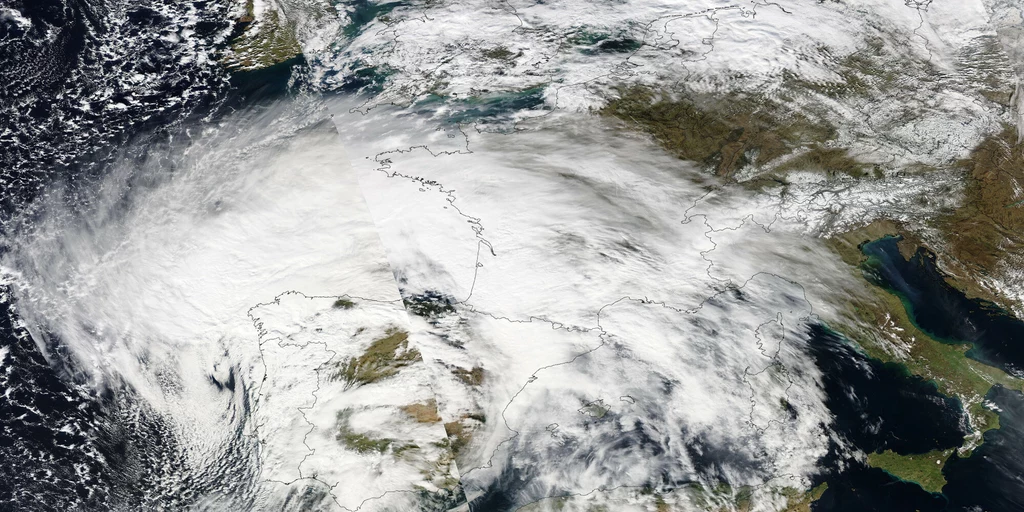 Orkan Xynthia uderzył w wybrzeże Francji w lutym 2010 roku. Prędkość wiatru dochodziła do 200 km/h