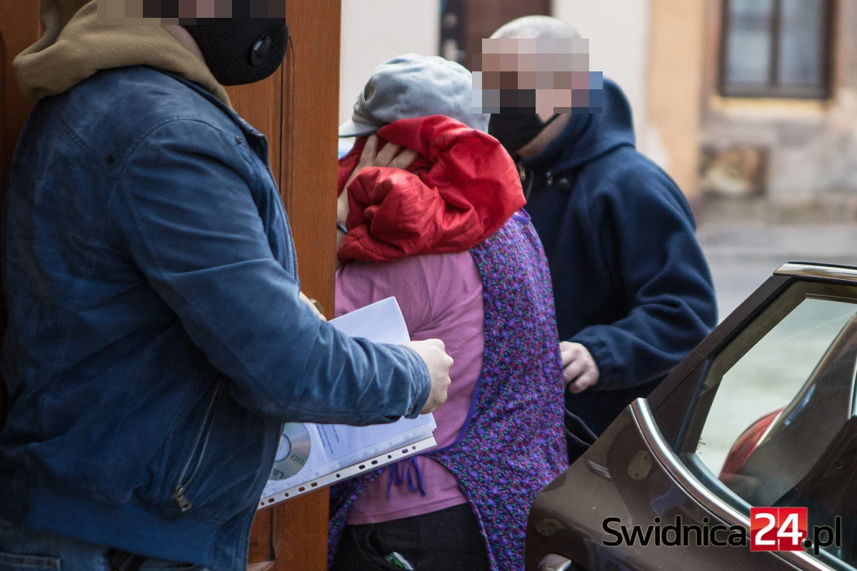 Doprowadzenie Teresy M. do prokuratury