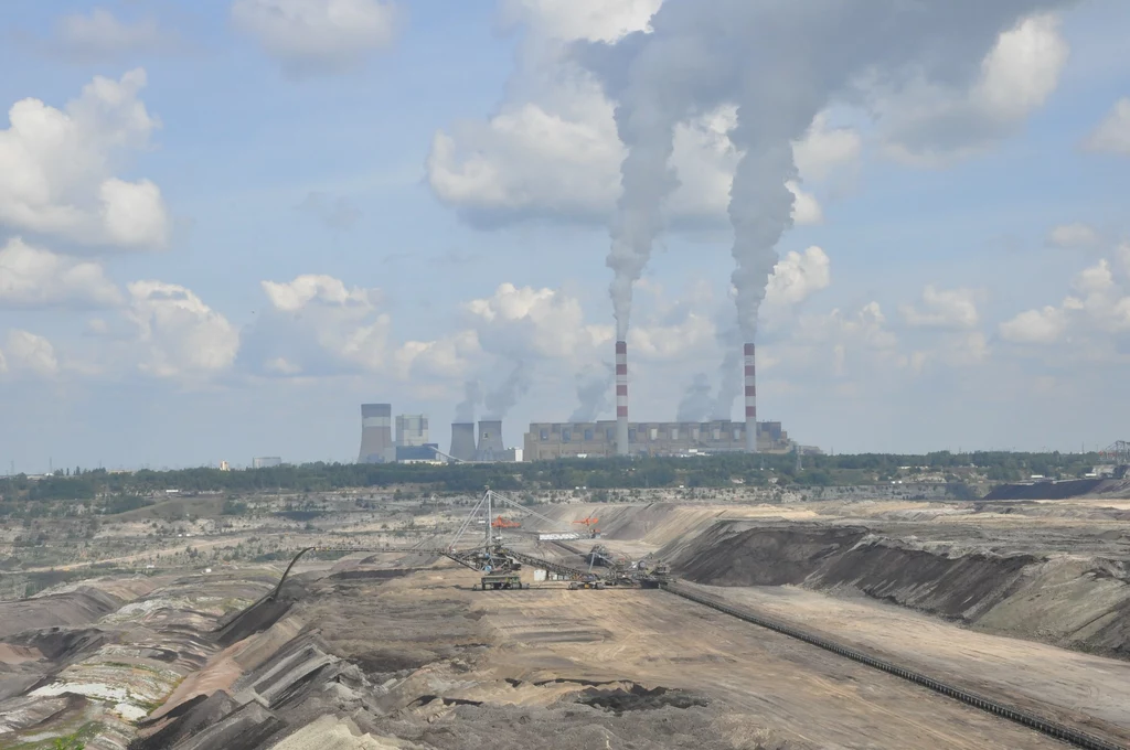 Unia Europejska zwiększyła emisje CO2 o 6 proc. w stosunku do poprzedniego roku. Przyczyną jest kryzys gazowy Unia Europejska zwiększyła emisje CO2 o 6 proc. w stosunku do poprzedniego roku. Przyczyną jest kryzys gazowy