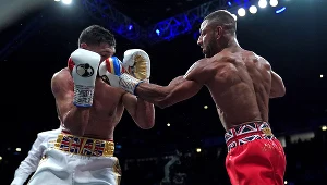 Kell Brook (z prawej) i Amir Khan