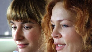 Joanna Brodzik i Beata Kawka w filmie wyreżyserowanym przez Bogusława Lindę "Jasne błękitne okna"