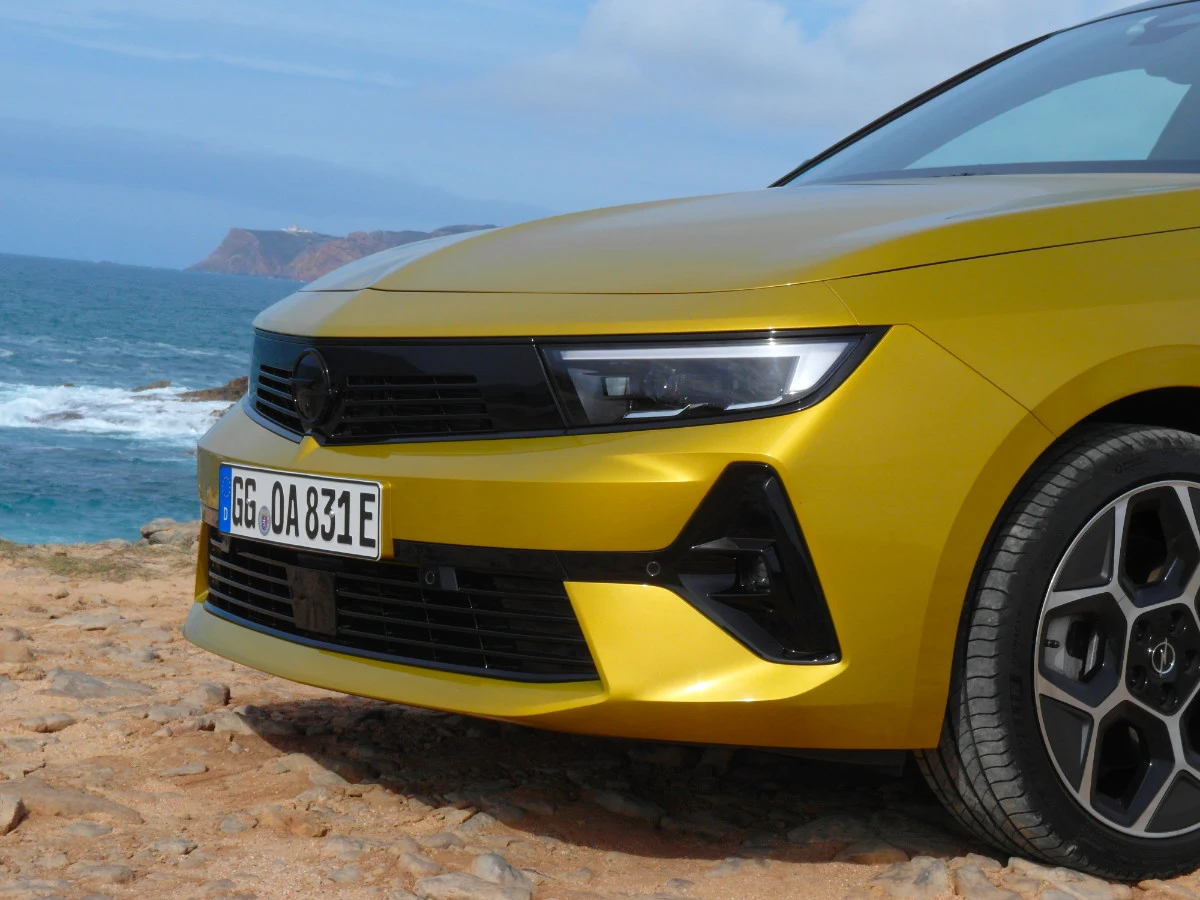Opel Astra 2022