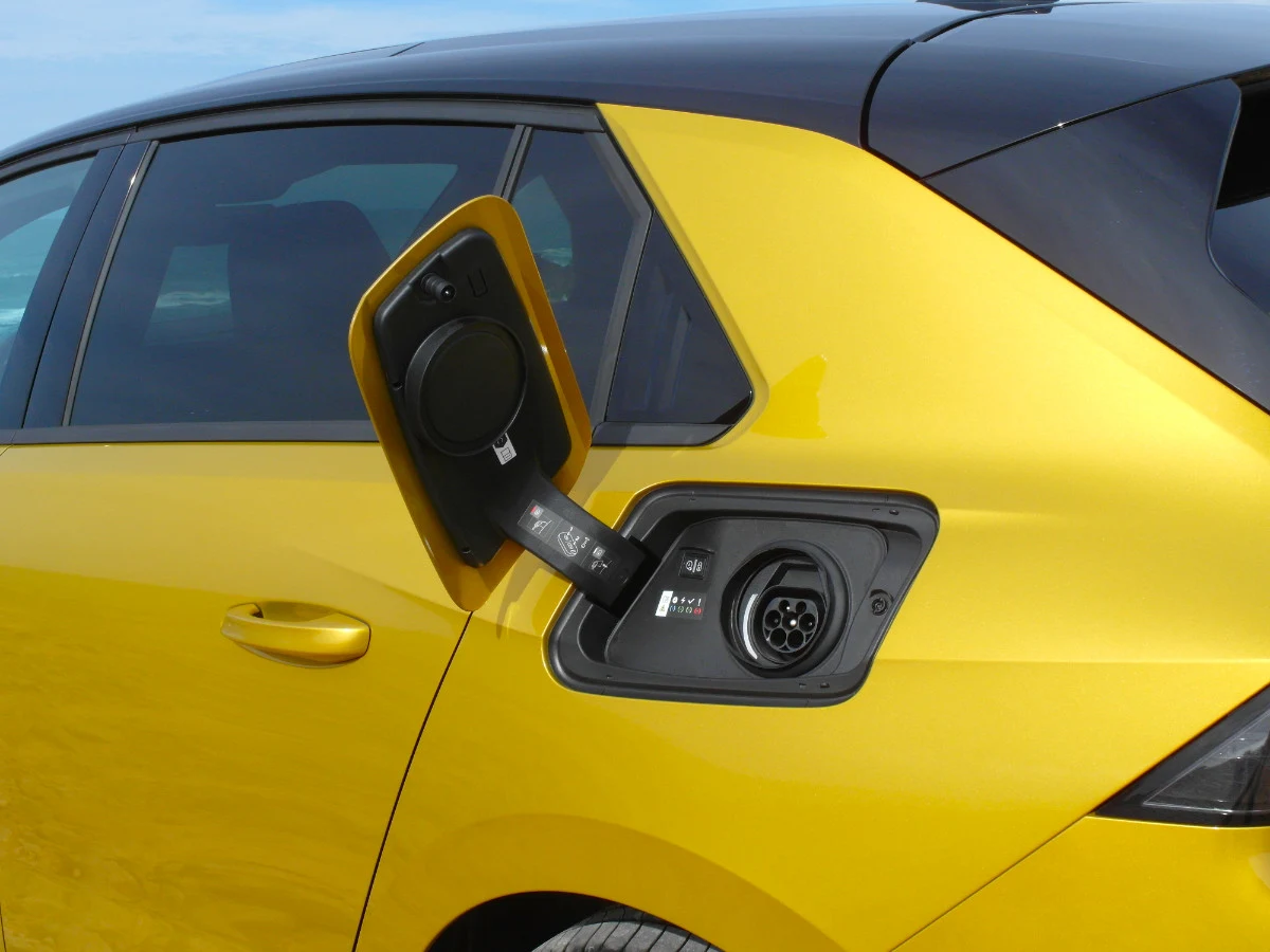 Opel Astra 2022