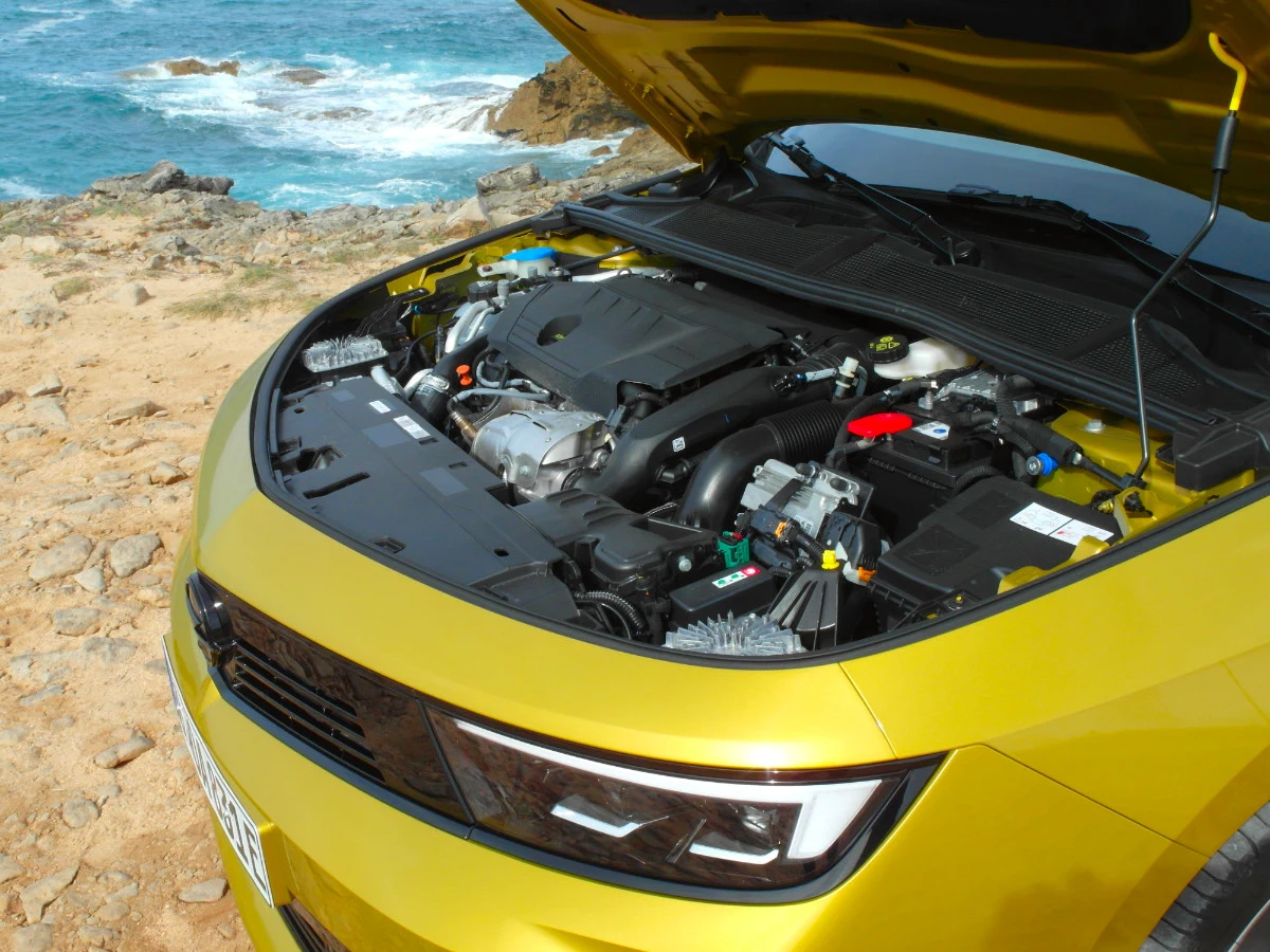 Opel Astra 2022