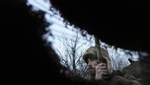 Ukraiński żołnierz na linii oddzielającej kraj od terenów zajętych przez separatystów 