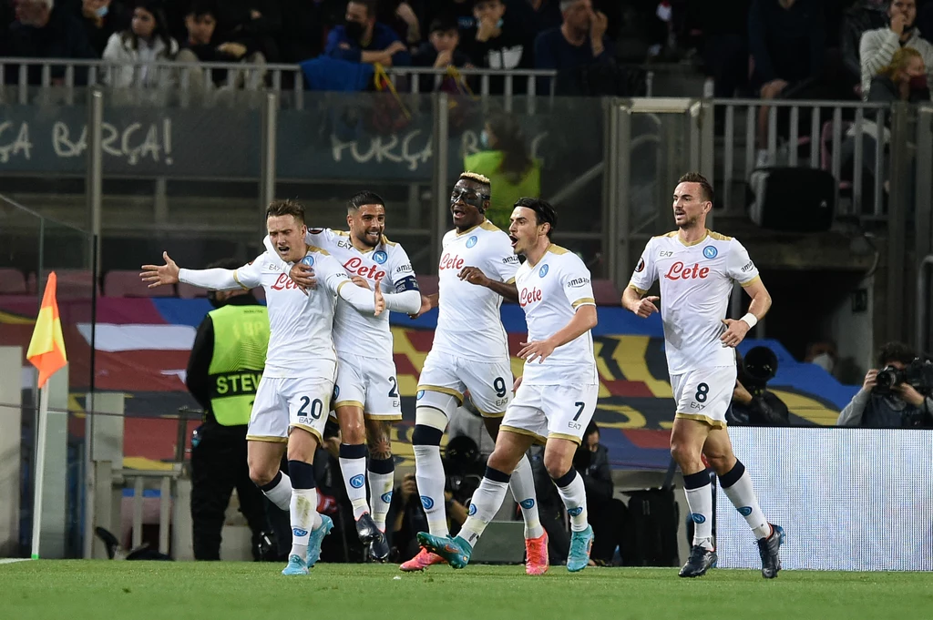 Cagliari - Napoli. Gdzie oglądać? Transmisja tv i online live stream Cagliari - Napoli. Gdzie oglądać? Transmisja tv i online live stream