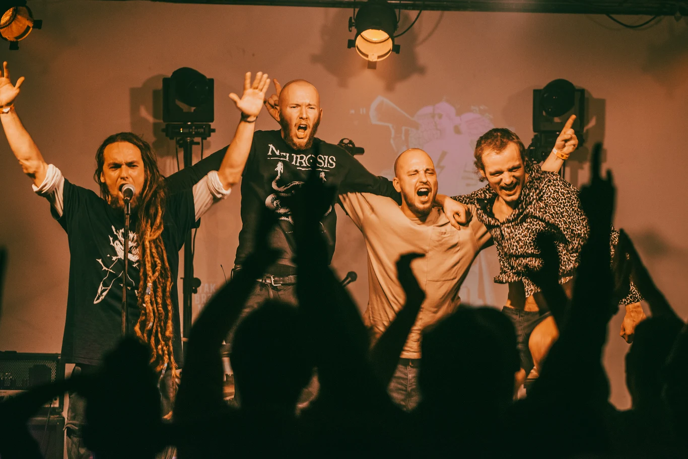 Zespół aleph א zagra w warszawskich Chmurach Zespół aleph א zagra w warszawskich Chmurach