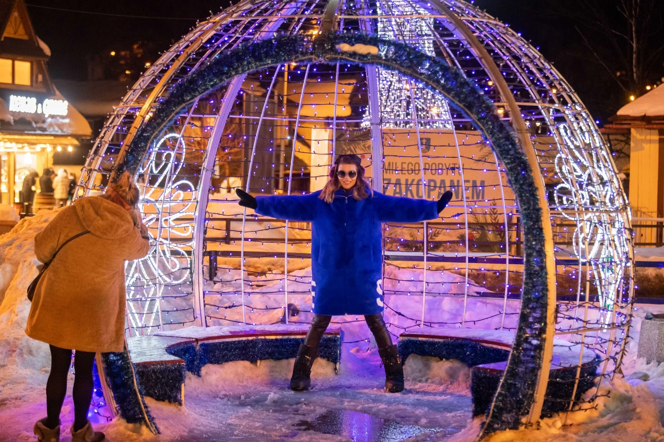 Edyta Górniak szaleje z synem na Krupówkach! Edyta Górniak szaleje z synem na Krupówkach!