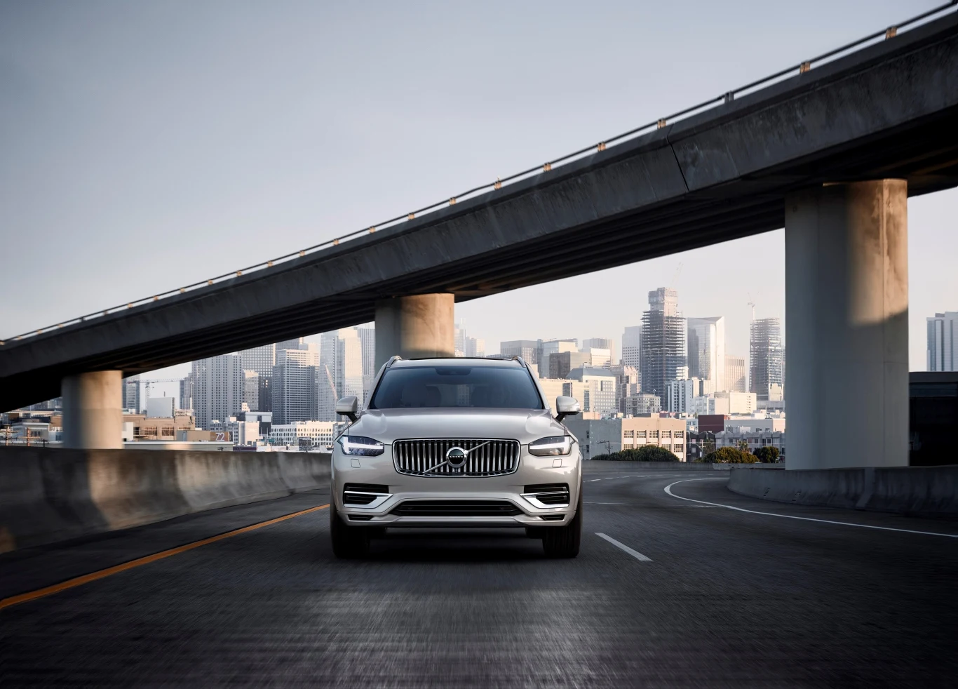 Volvo XC90 to jeden z najbardziej pożądanych samochodów SUV