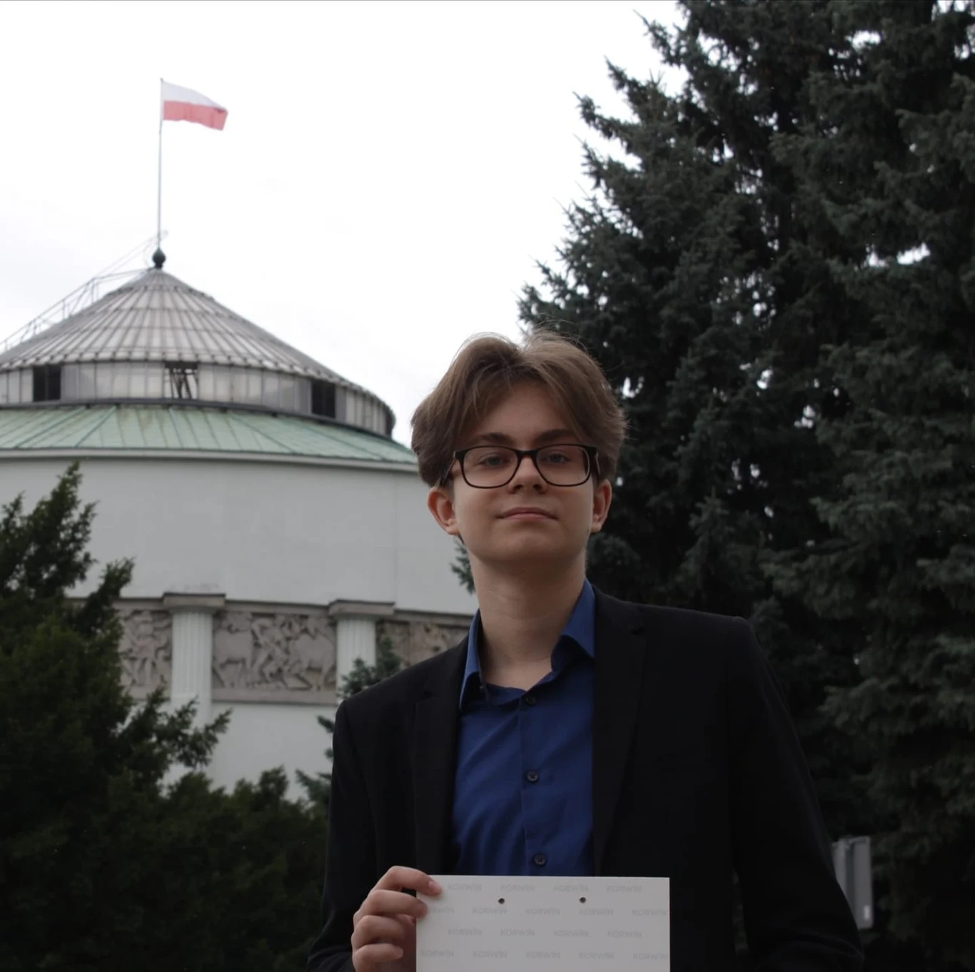 Wojciech Machulski w Sejmie. Zdjęcie pochodzi z oficjalnego profilu (facebook.com/wojciech.machulski) Wojciech Machulski w Sejmie. Zdjęcie pochodzi z oficjalnego profilu (facebook.com/wojciech.machulski)