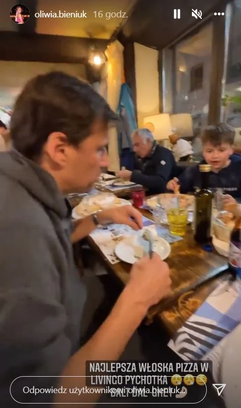 Oliwia Bieniuk skrupulatnie relacjonuje ferie zimowe, które spędza w towarzystwie rodziny Oliwia Bieniuk skrupulatnie relacjonuje ferie zimowe, które spędza w towarzystwie rodziny