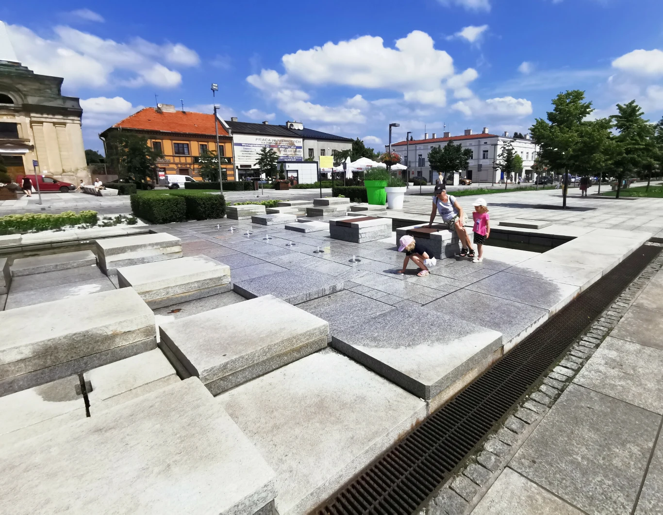 Upały szczególnie groźne są w miastach. Tzw. betonoza powoduje powstawanie miejskich wysp ciepła