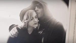 Evan Rachel Wood i Marilyn Manson na archiwalnej fotografii, którą zobaczyć możemy w zwiastunie filmu "Phoenix Rising"