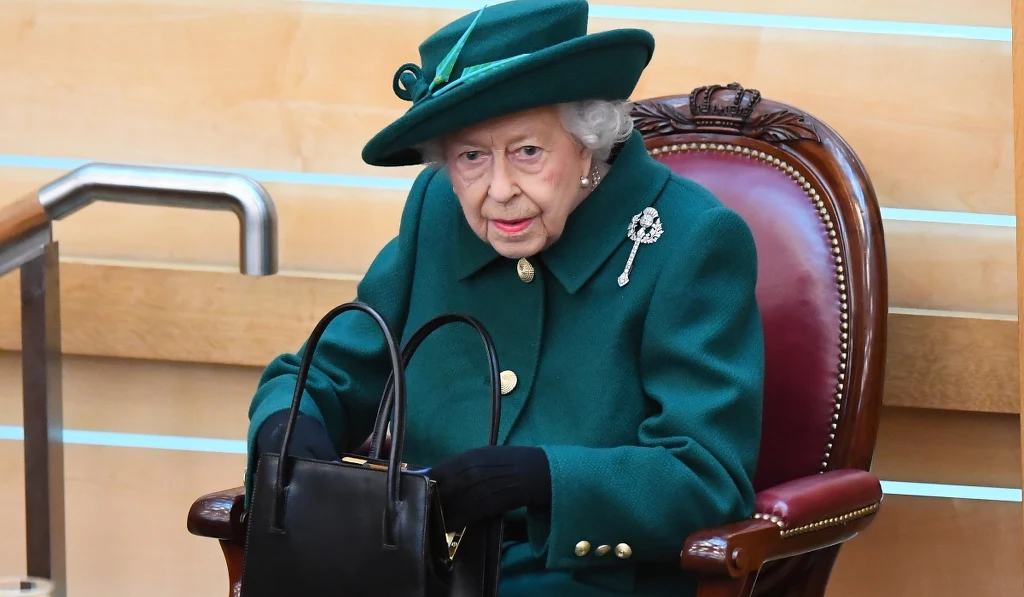 Królowa Elżbieta II Królowa Elżbieta II