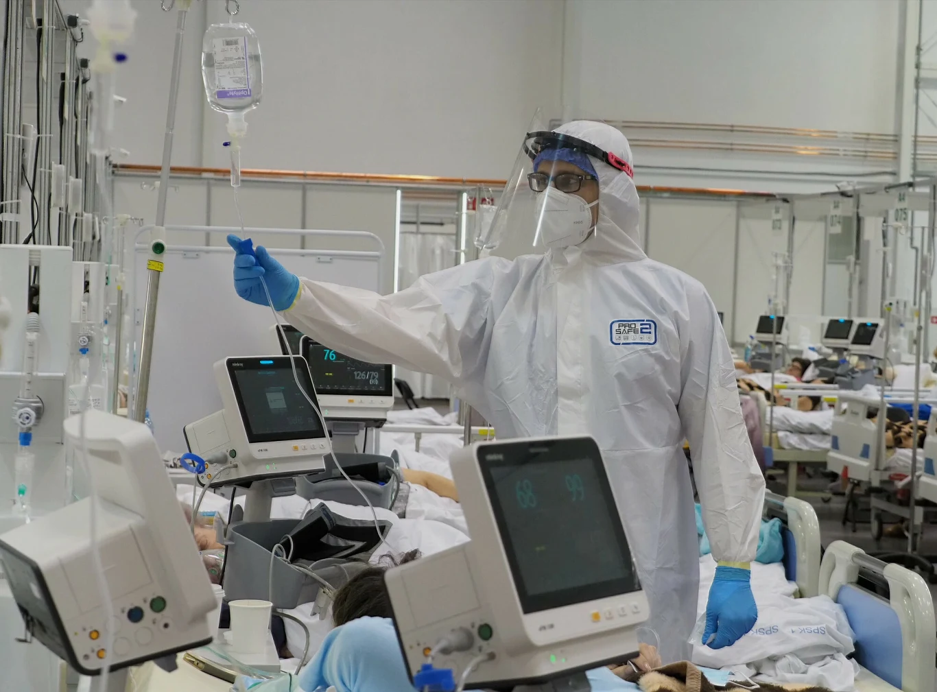 Ministerstwo Zdrowia przedstawiło najnowszy raport na temat zakażeń koronawirusem Ministerstwo Zdrowia przedstawiło najnowszy raport na temat zakażeń koronawirusem