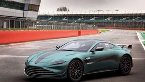 Aston Martin pozostanie przy silnikach V12. Przynajmniej na razie