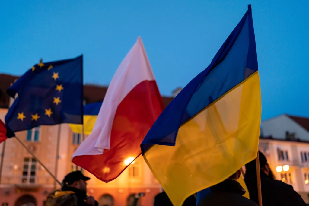 Polacy są solidarni z zaatakowaną przez Rosję Ukrainą