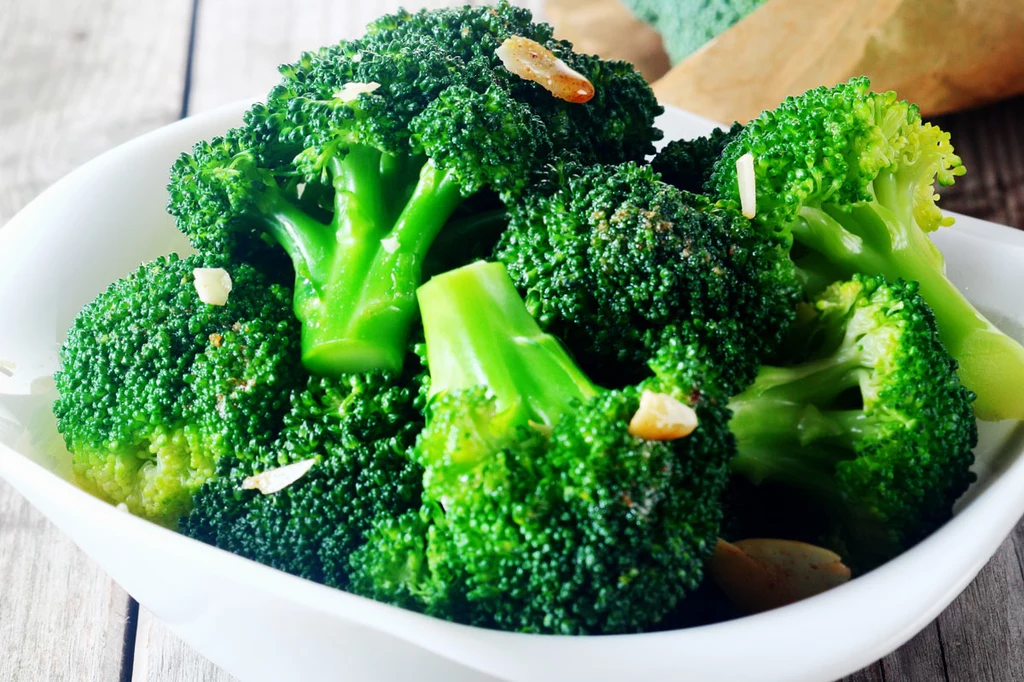 Brokuły są bardzo cennym źródłem witaminy K