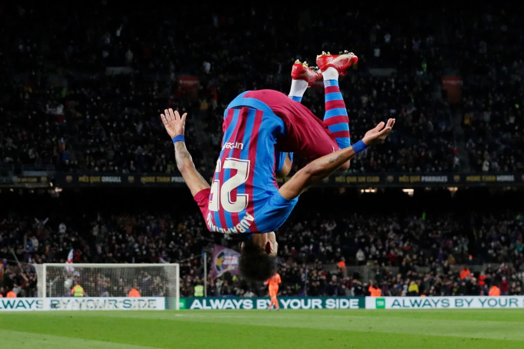 Pierre-Emerick Aubameyang otworzył wynik meczu Barcelony z Athletikiem Pierre-Emerick Aubameyang otworzył wynik meczu Barcelony z Athletikiem