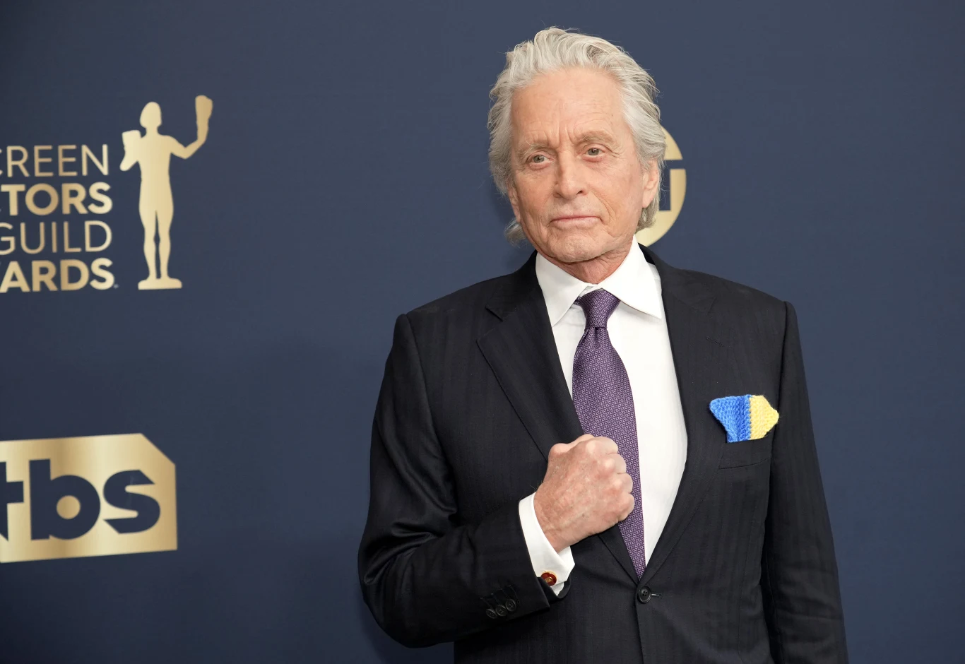 Michael Douglas to jedna z wielu gwiazd, które na gali Gildii Aktorów wspierały Ukrainę
