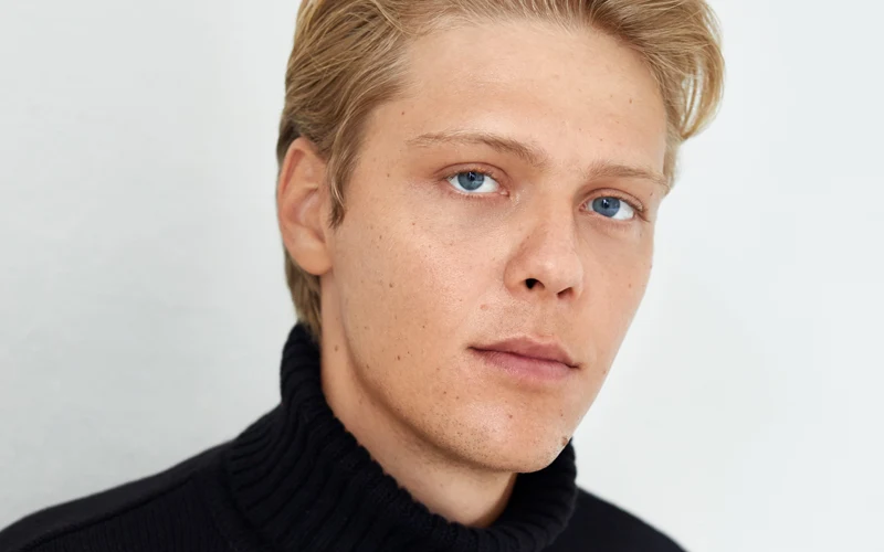 Jakub Gierszał gra główną rolę w filmie "Doppelgänger. Sobowtór"