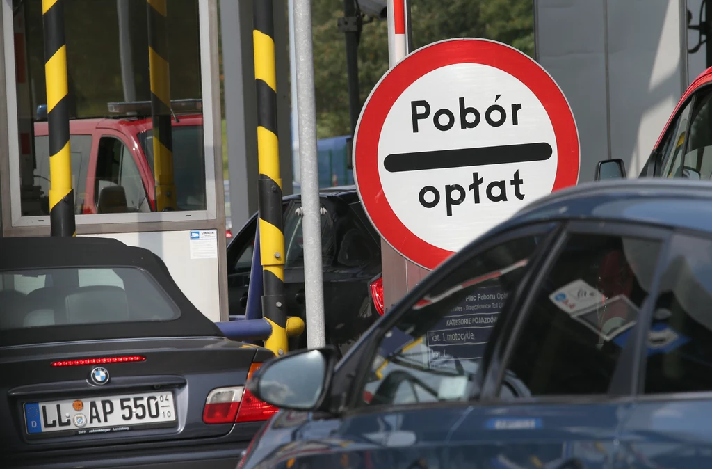 Polskie autostrady znoszą opłaty dla Ukraińców i organizacji niosącym im pomoc